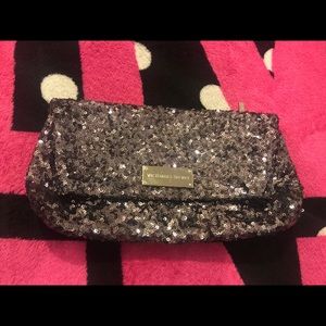 💖VS clutch nwot💖